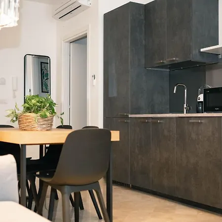 Black Marble - Design